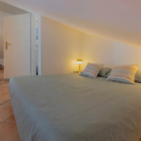 Cosy Loft+ Vista Su Lägenhet *